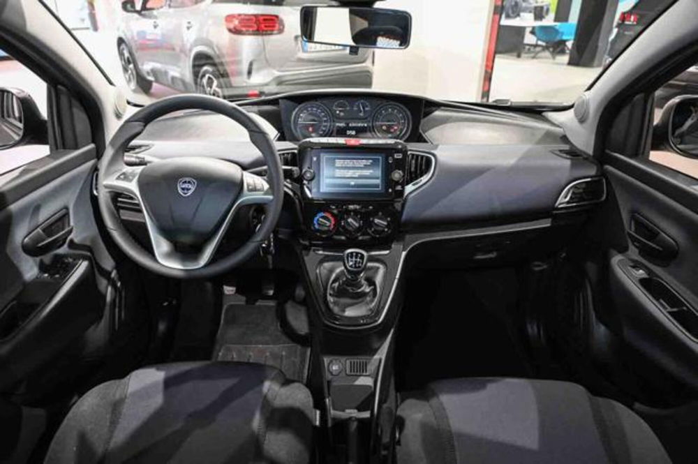 Lancia Ypsilon nuova a Torino (11)