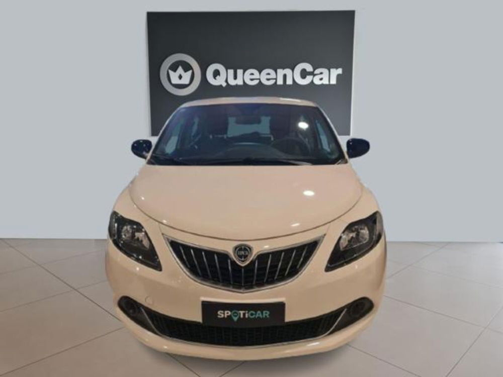 Lancia Ypsilon usata a Torino (9)