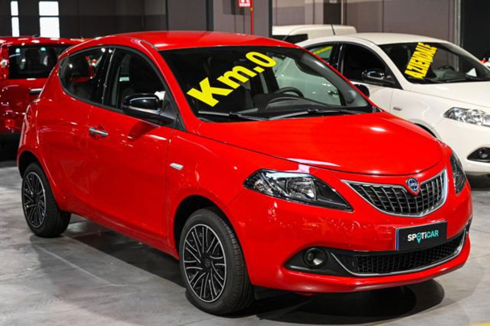 Lancia Ypsilon nuova a Torino (3)