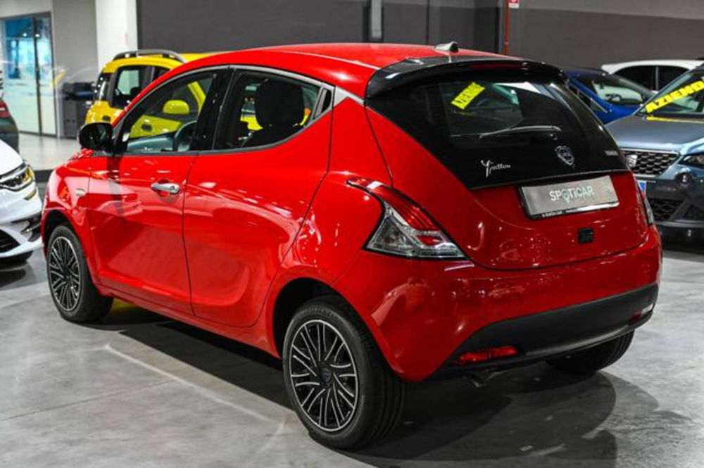 Lancia Ypsilon nuova a Torino (5)