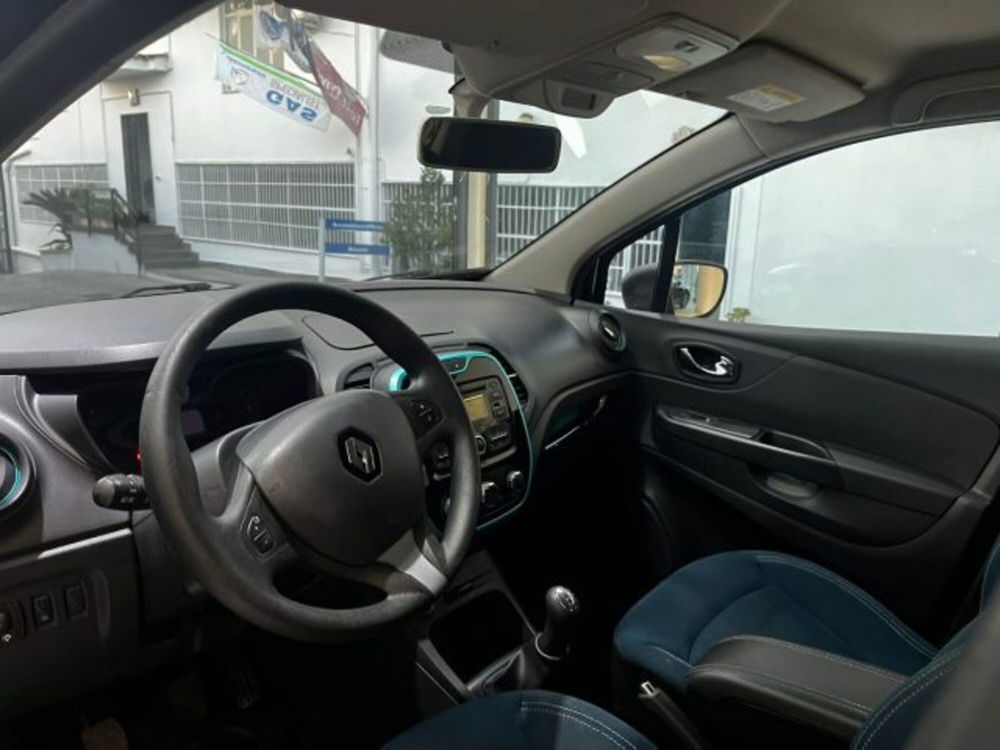 Renault Captur nuova a Napoli (19)