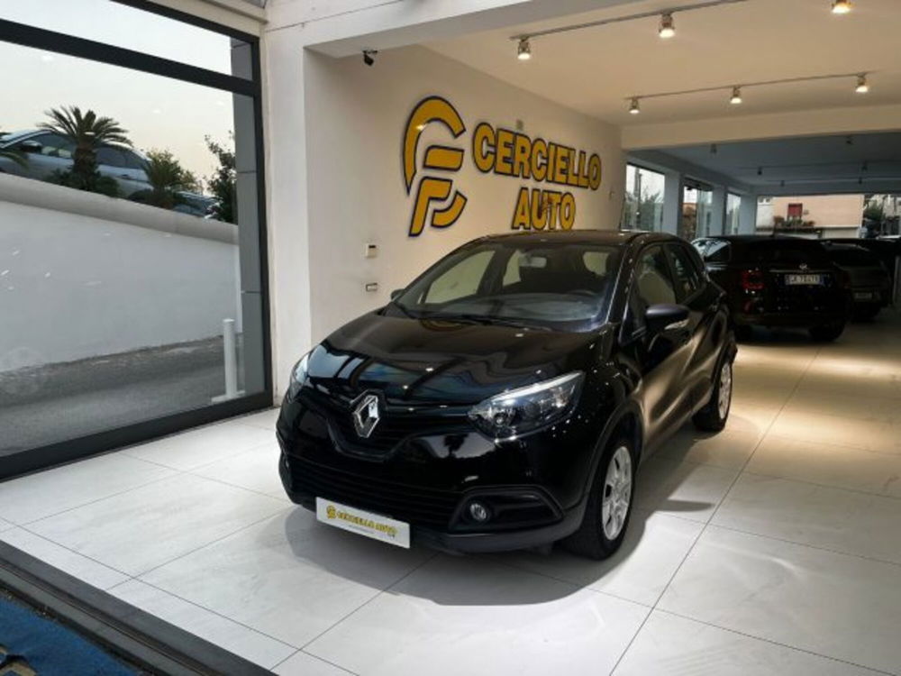 Renault Captur nuova a Napoli (4)