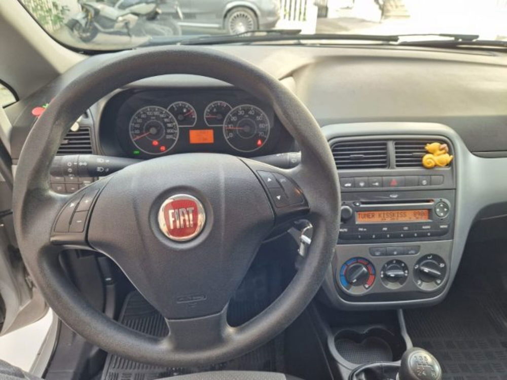 Fiat Punto Evo usata a Napoli (11)