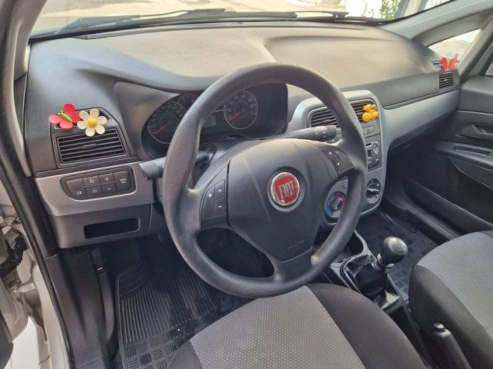 Fiat Punto Evo usata a Napoli (17)