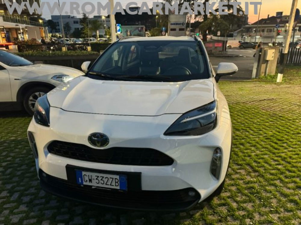 Toyota Yaris Cross nuova a Roma (11)