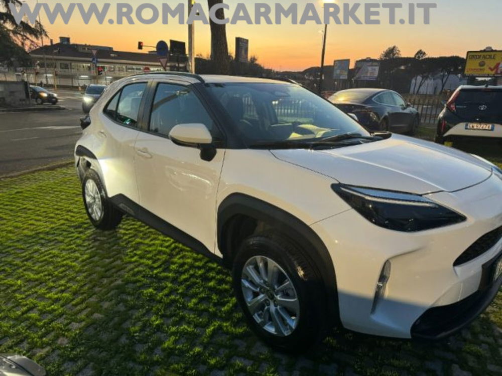 Toyota Yaris Cross nuova a Roma (4)