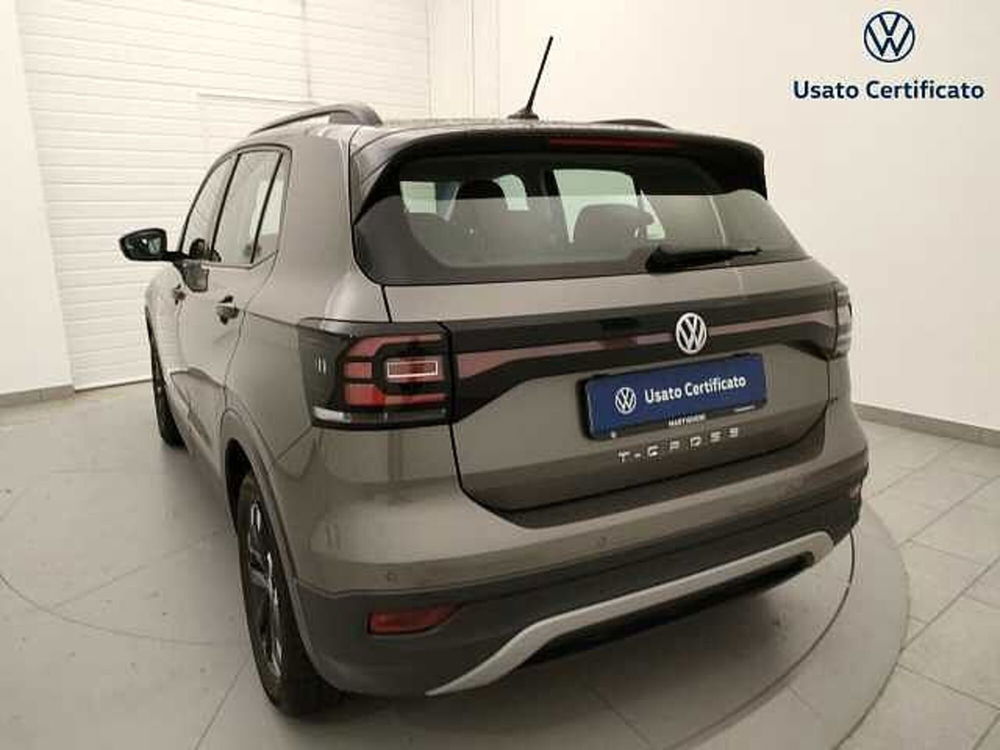 Volkswagen T-Cross usata a Varese (8)