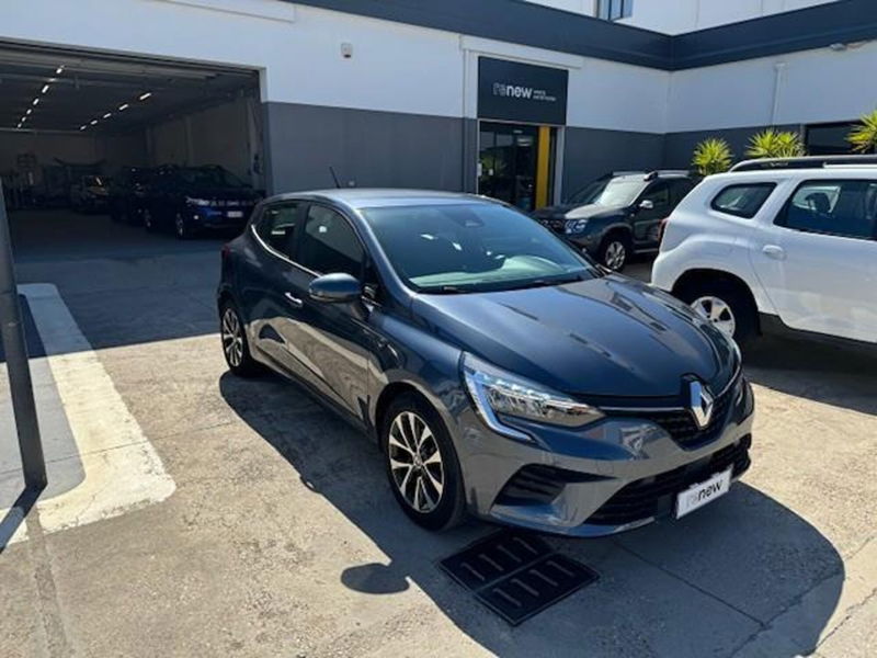 Renault Clio 1.0 tce Techno Gpl 100cv del 2021 usata a Oristano