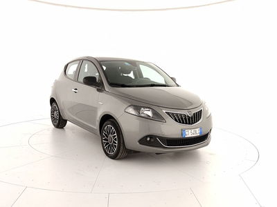 Lancia Ypsilon 1.0 FireFly 5 porte S&amp;S Hybrid Ecochic A. Ferretti del 2022 usata a Caserta