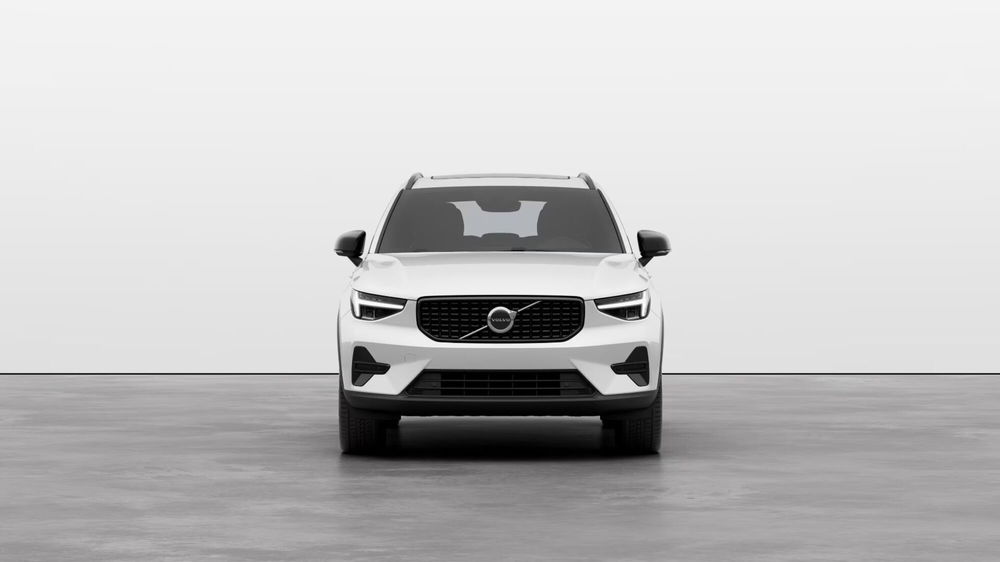 Volvo XC40 nuova a Como (5)