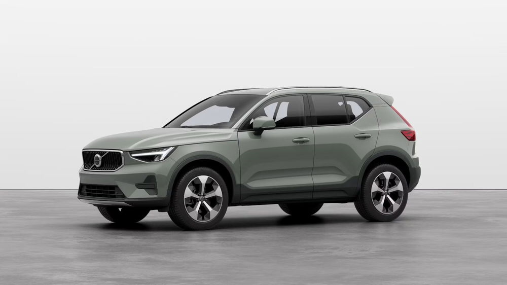 Volvo XC40 nuova a Como