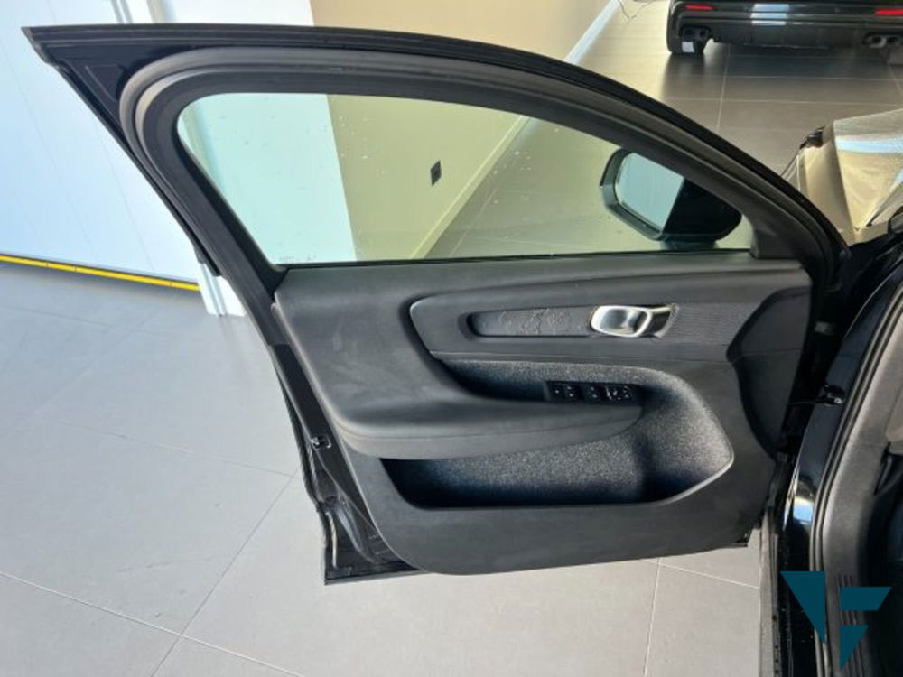 Volvo XC40 usata a Udine (19)