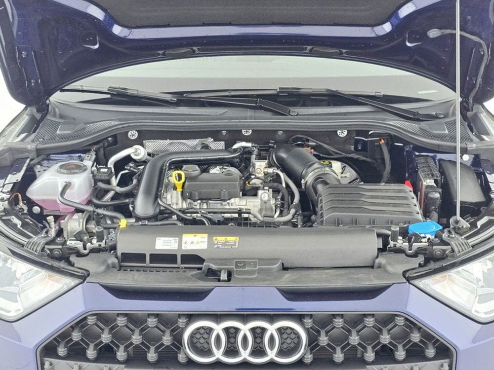 Audi A1 allstreet usata a Asti (9)