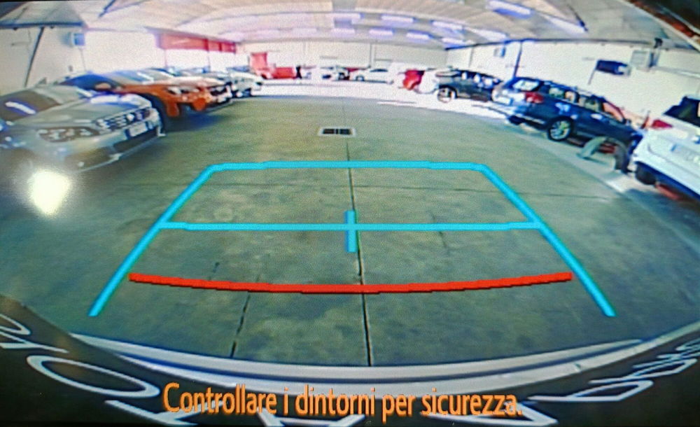 Toyota Toyota C-HR usata a Monza e Brianza (14)