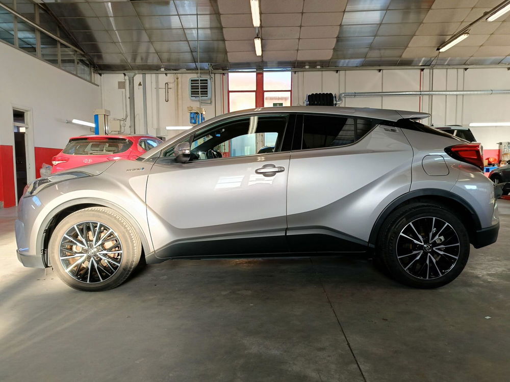 Toyota Toyota C-HR usata a Monza e Brianza (4)