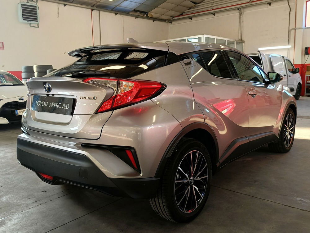 Toyota Toyota C-HR usata a Monza e Brianza (7)