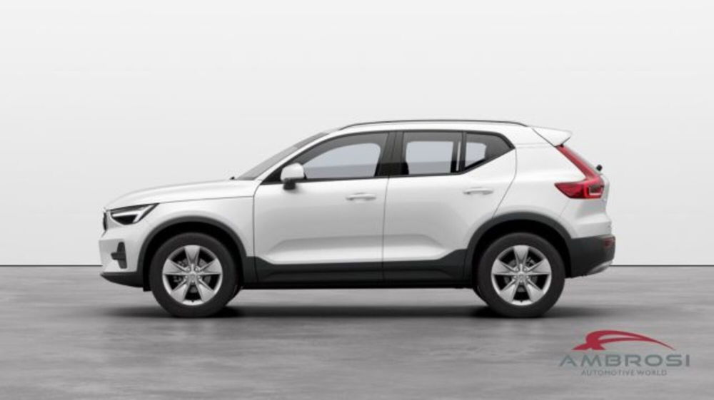 Volvo XC40 nuova a Perugia (2)