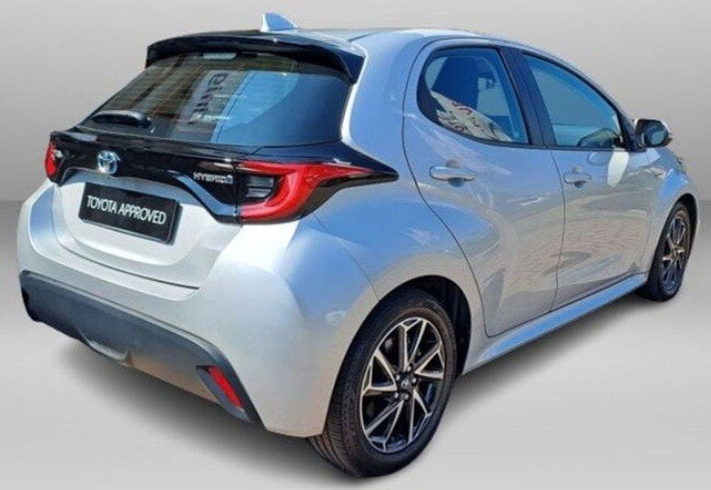 Toyota Yaris usata a Lecco (8)