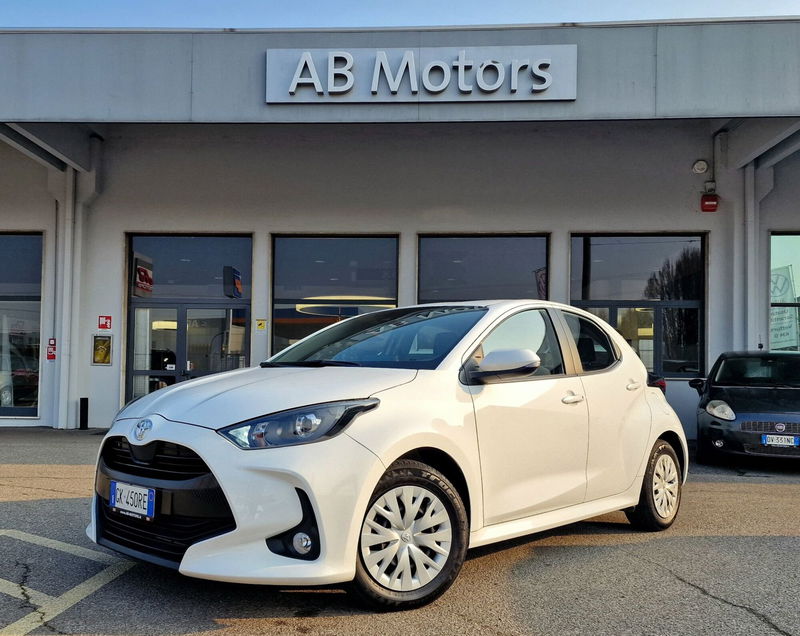 Toyota Yaris 1.0 5 porte Active  del 2022 usata a Gallarate