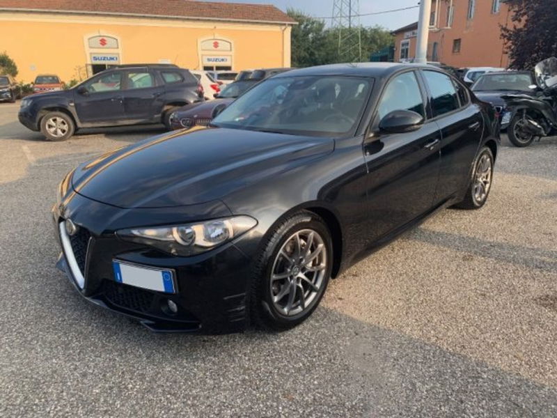 Alfa Romeo Giulia 2.2 Turbodiesel 150 CV AT8 Super  del 2017 usata a Bologna