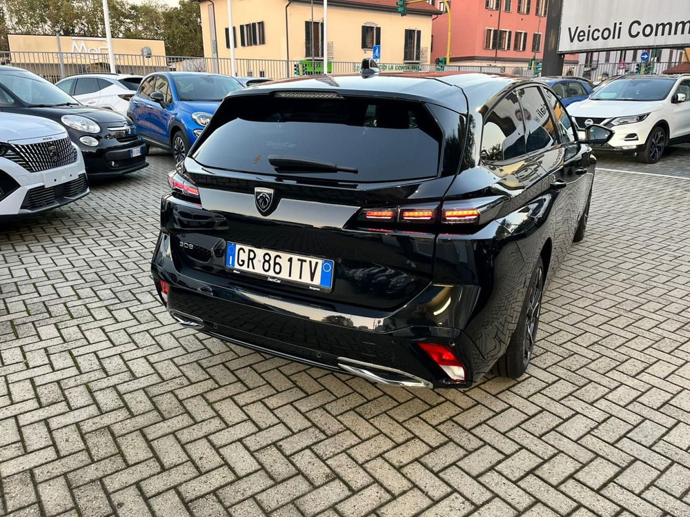 Peugeot 308 SW nuova a Milano (6)