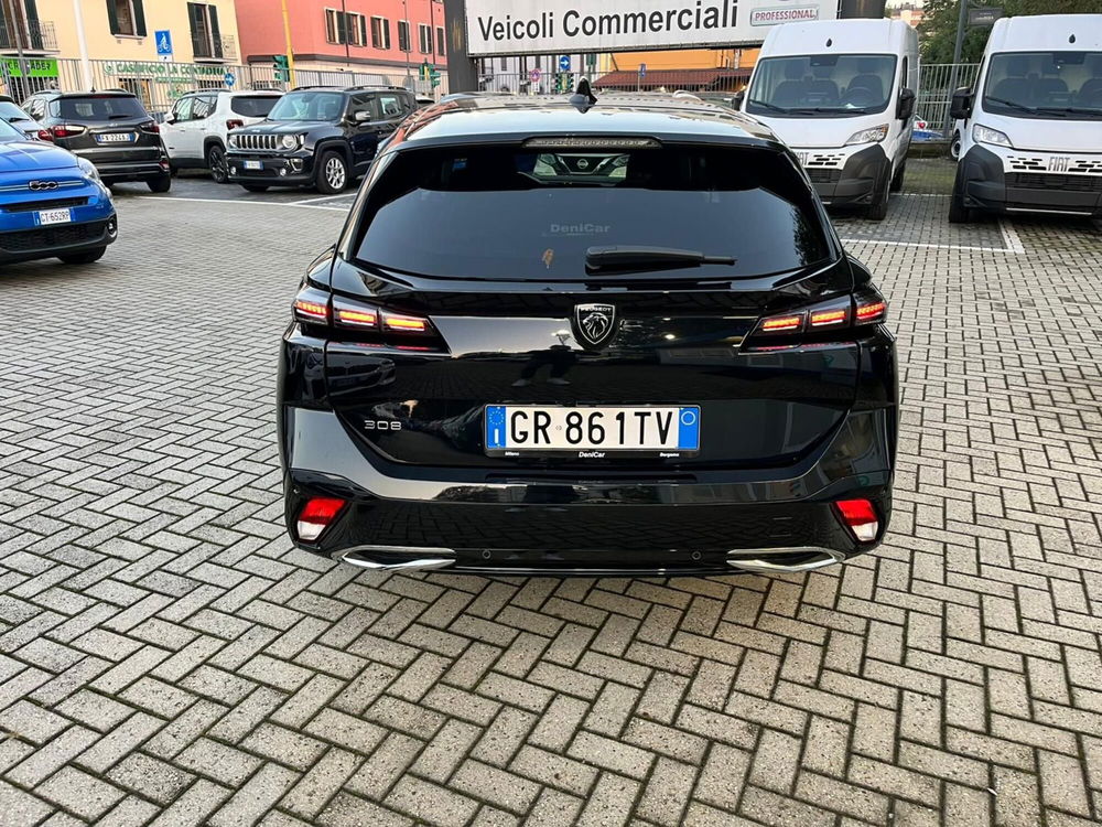 Peugeot 308 SW nuova a Milano (7)