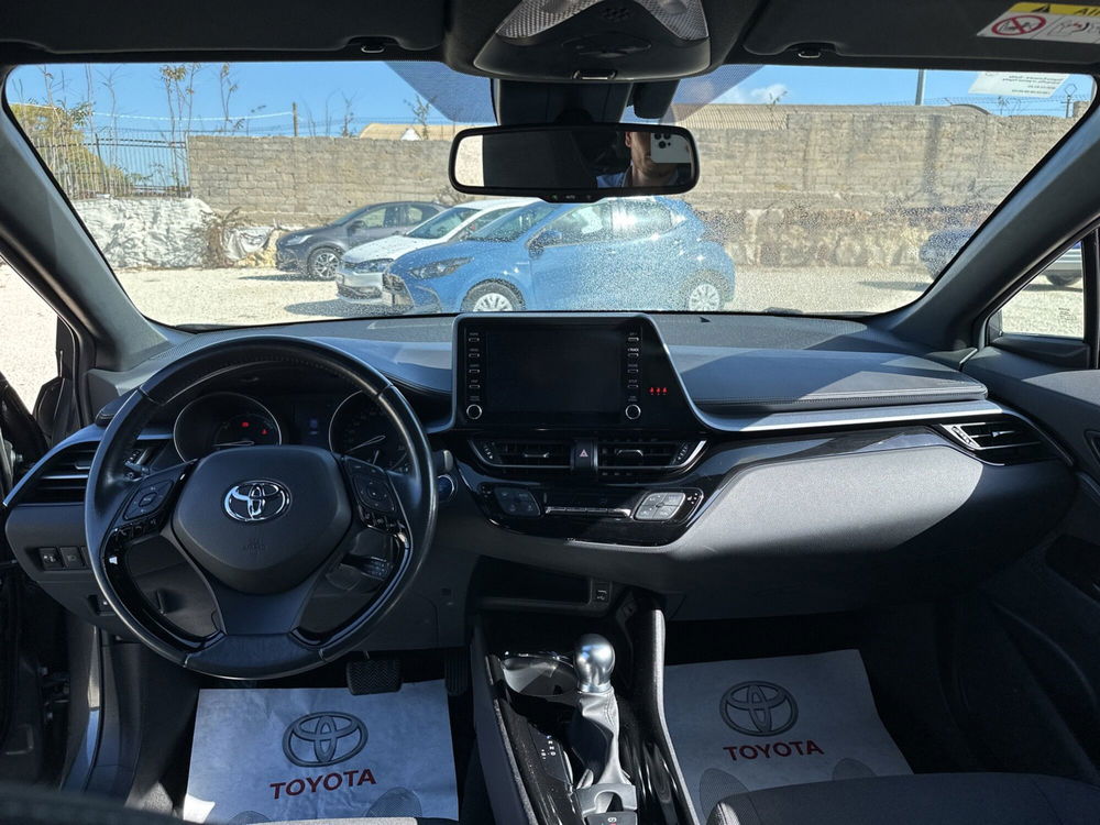 Toyota Toyota C-HR usata a Ragusa (10)