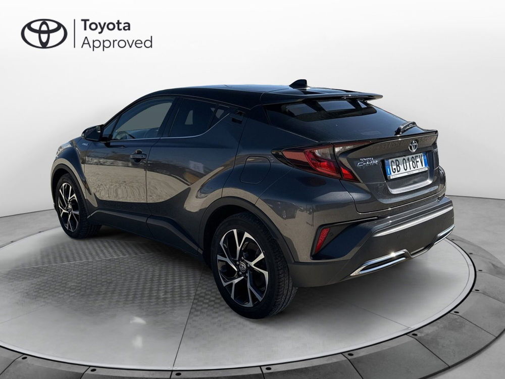 Toyota Toyota C-HR usata a Ragusa (5)