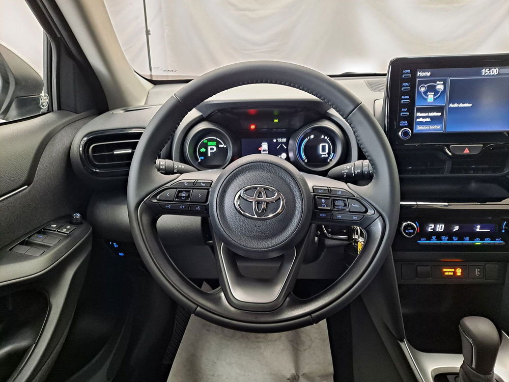 Toyota Yaris Cross usata a Roma (13)