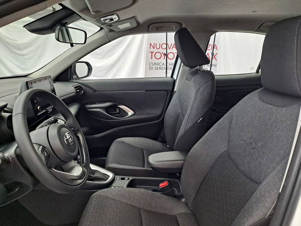 Toyota Yaris Cross usata a Roma (17)