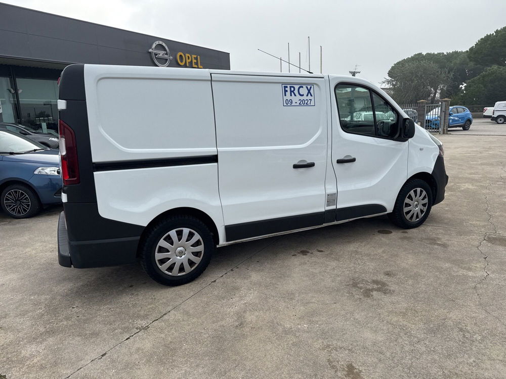 Opel Vivaro Furgone usata a Ferrara (9)