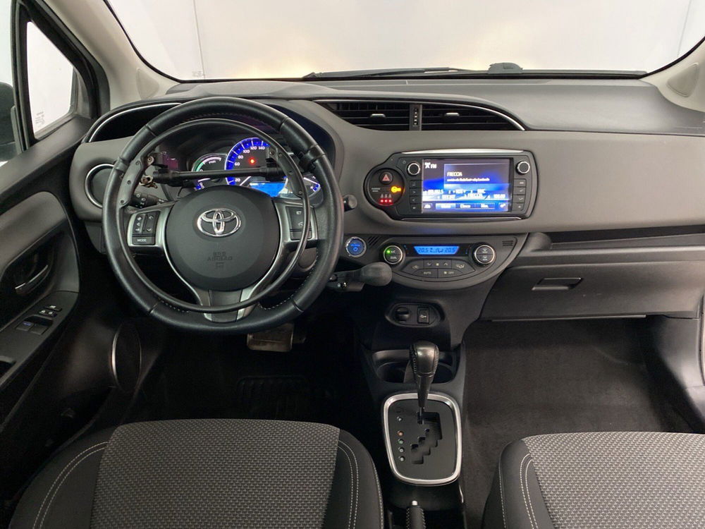 Toyota Yaris usata a Lodi (8)