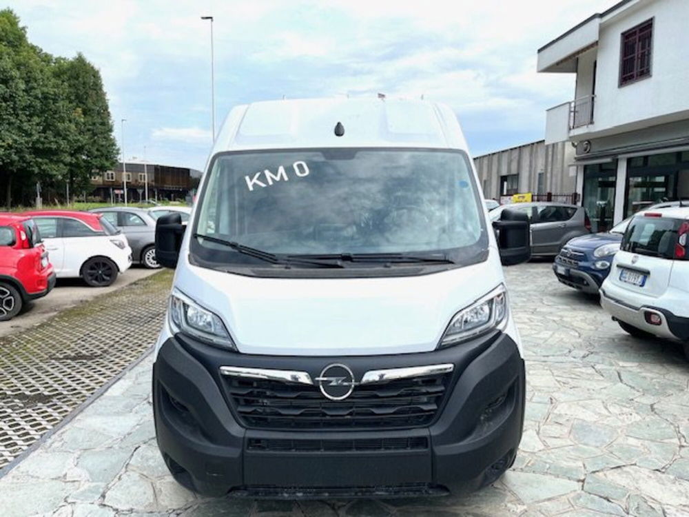 Opel Movano Furgone nuova a Milano (2)