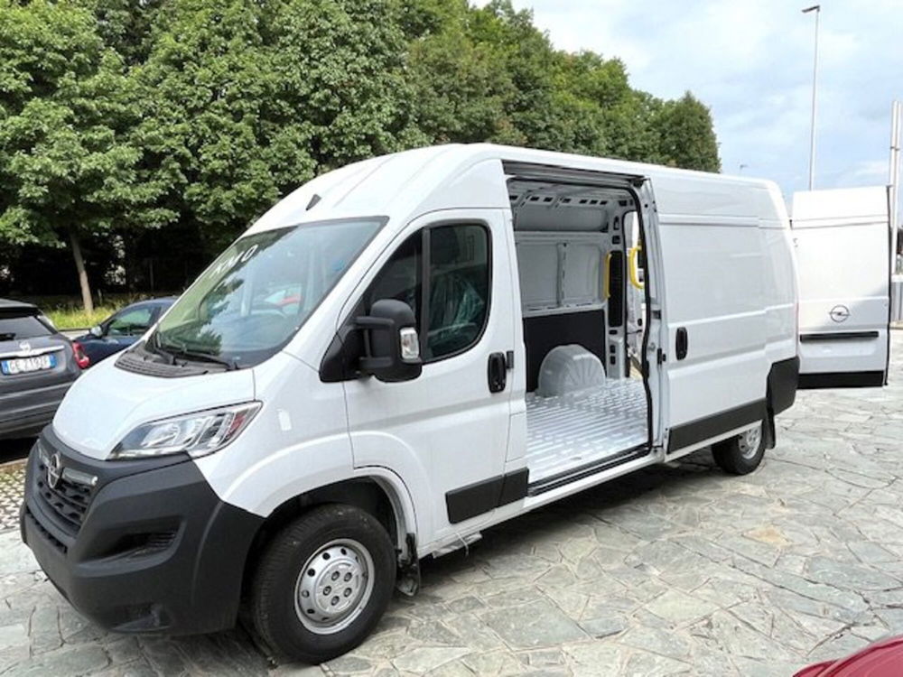 Opel Movano Furgone nuova a Milano (7)