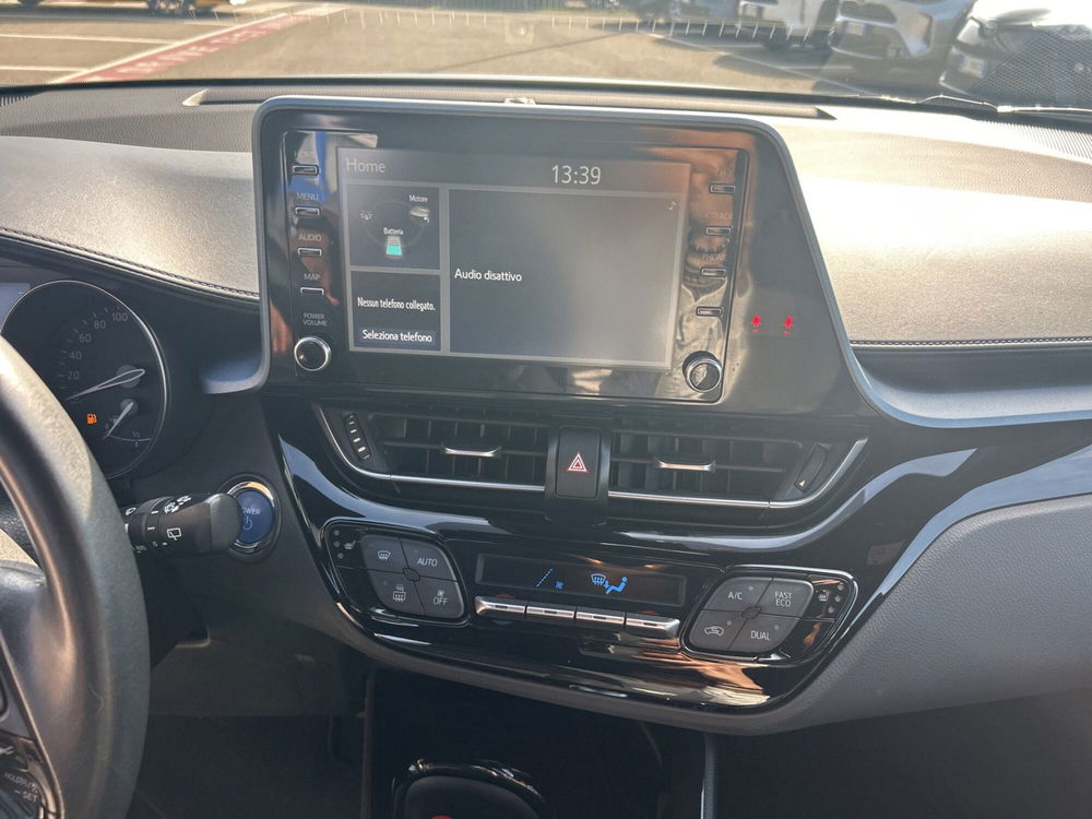 Toyota Toyota C-HR usata a Piacenza (15)