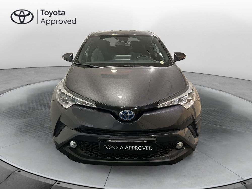 Toyota Toyota C-HR usata a Milano (5)