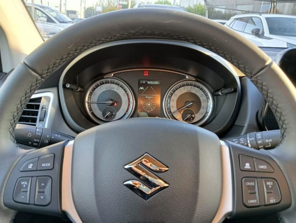 Suzuki S-Cross nuova a Brescia (8)