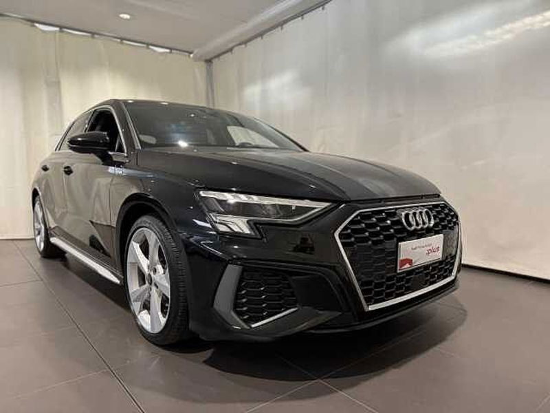 Audi A3 Sportback 30 TDI S tronic S line edition del 2023 usata a Genova