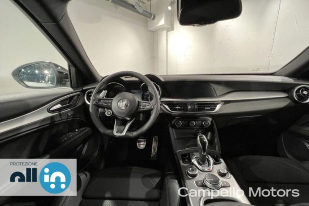 Alfa Romeo Stelvio nuova a Venezia (11)