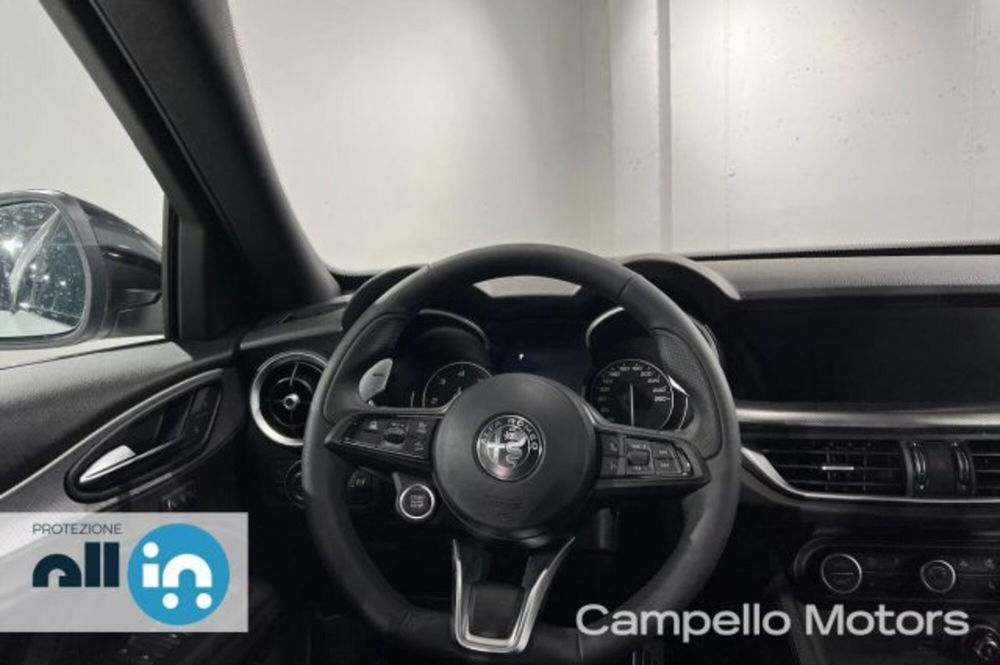 Alfa Romeo Stelvio nuova a Venezia (12)