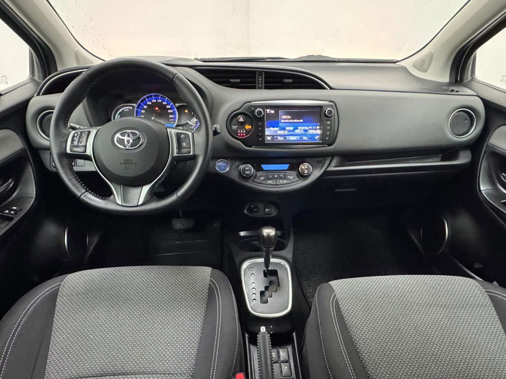 Toyota Yaris usata a Como (4)