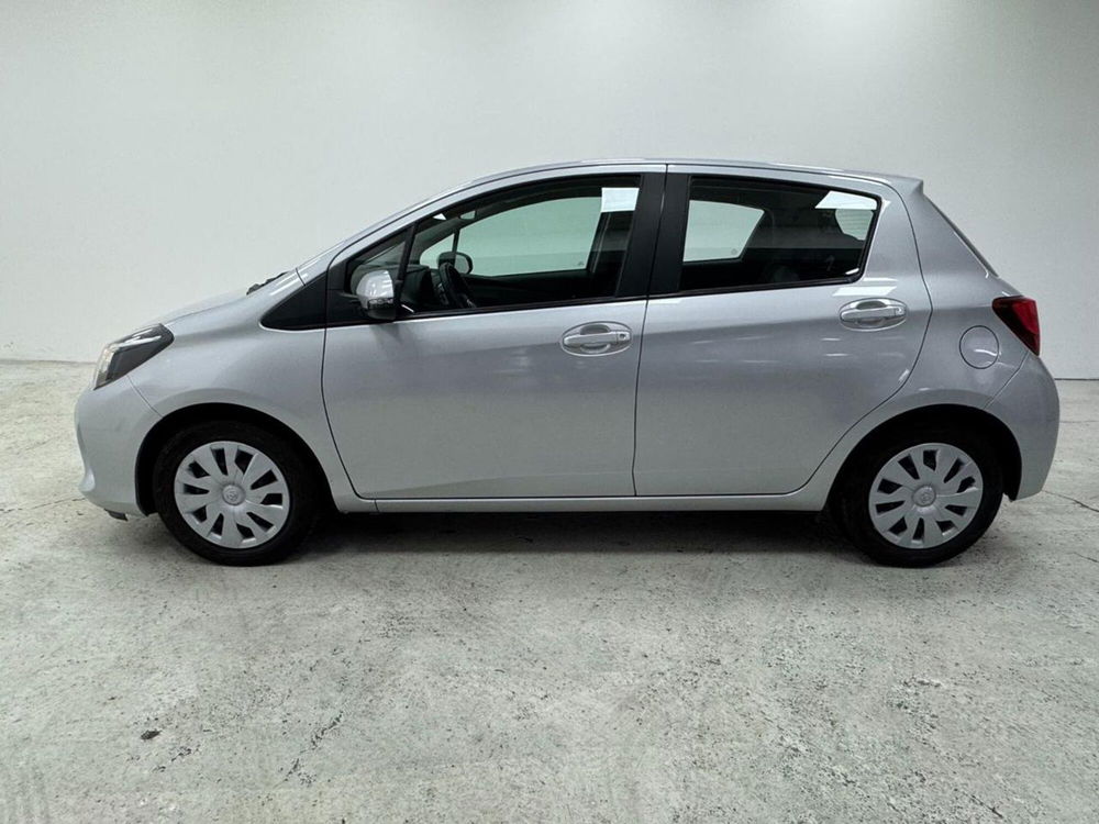 Toyota Yaris usata a Como (8)