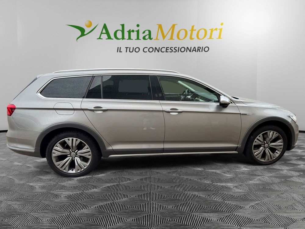 Volkswagen Passat Variant usata a Pordenone (7)