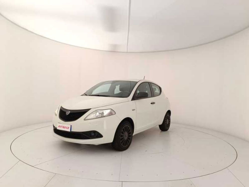 Lancia Ypsilon usata a Treviso