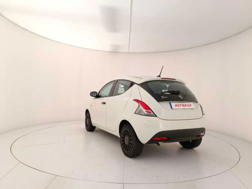 Lancia Ypsilon usata a Treviso (4)