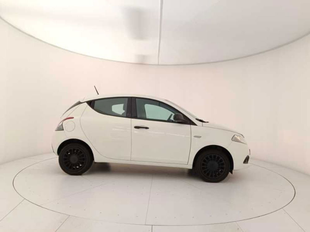 Lancia Ypsilon usata a Treviso (7)