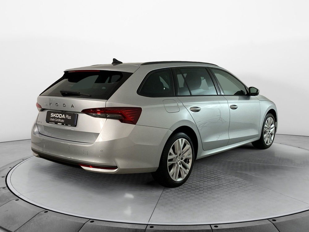 Skoda Octavia Station Wagon usata a Varese (6)