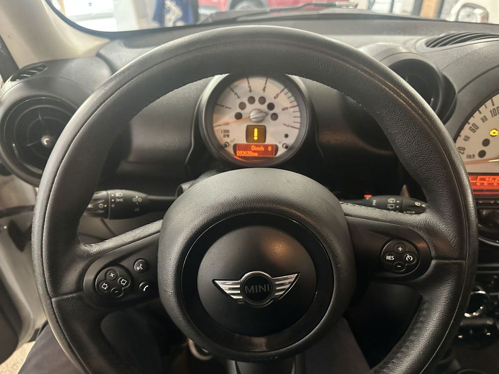 MINI Mini Countryman usata a Cremona (11)