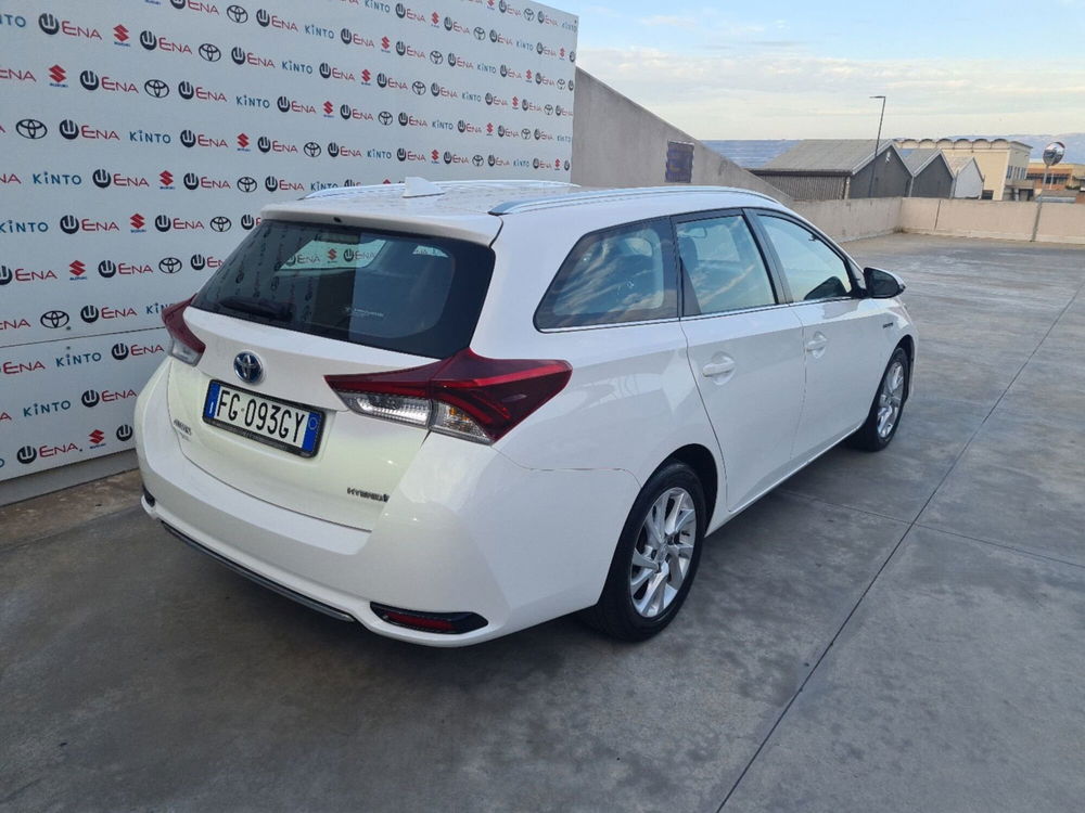 Toyota Auris Station Wagon usata a Cagliari (7)