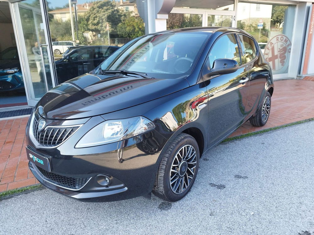 Lancia Ypsilon usata a Arezzo (3)